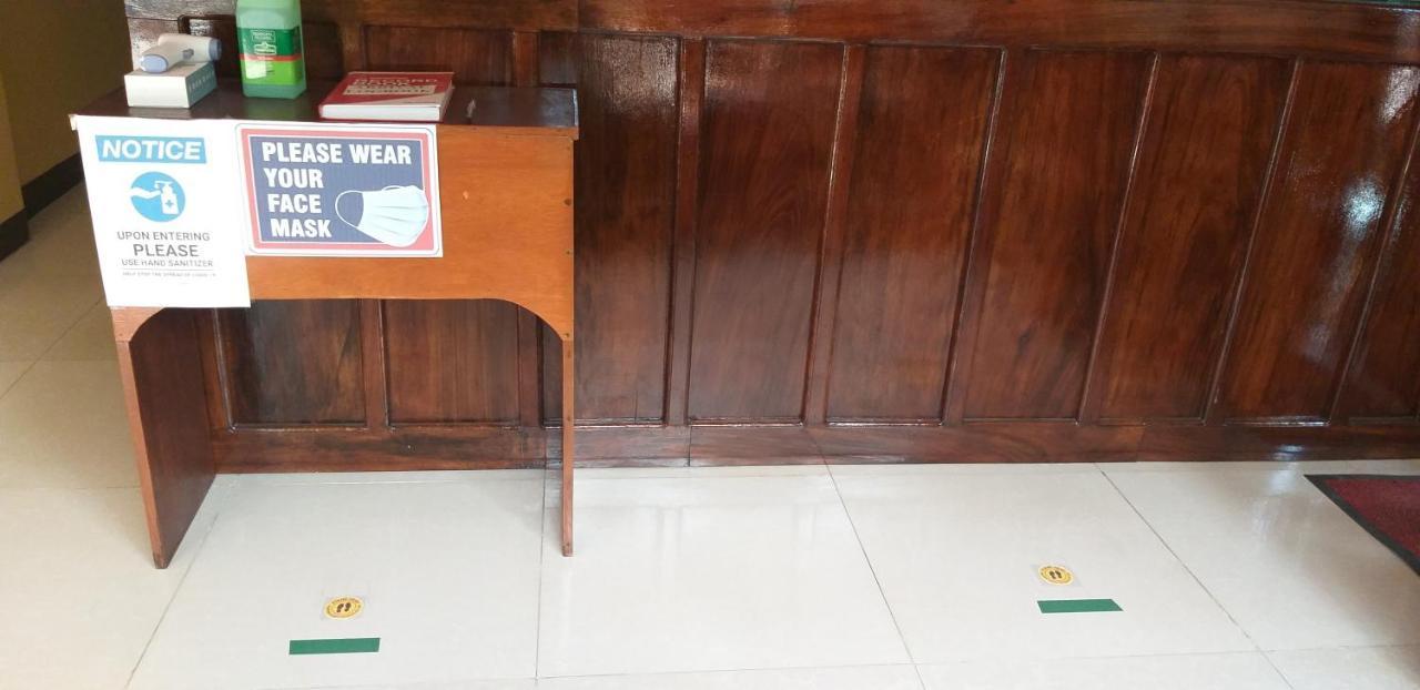 Divine Castle Travelers Inn Coron Luaran gambar