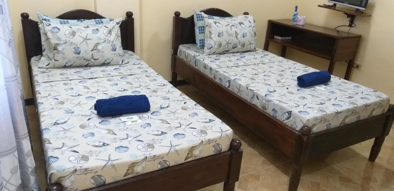 Divine Castle Travelers Inn Coron Luaran gambar