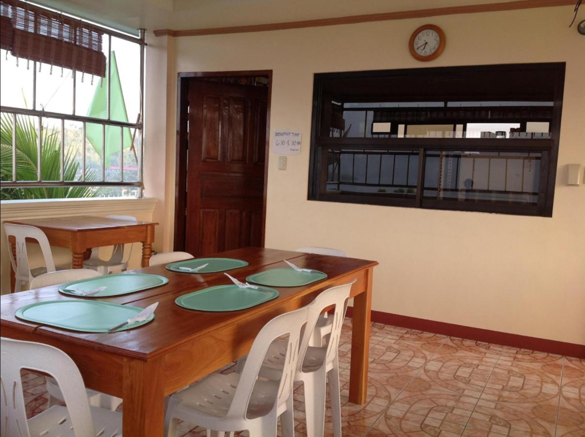 Divine Castle Travelers Inn Coron Luaran gambar