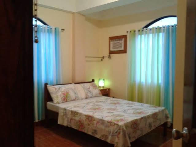 Divine Castle Travelers Inn Coron Luaran gambar