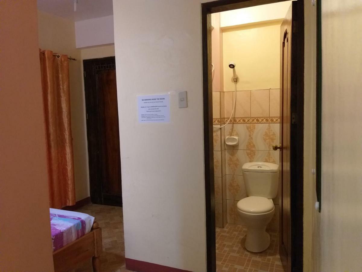 Divine Castle Travelers Inn Coron Luaran gambar
